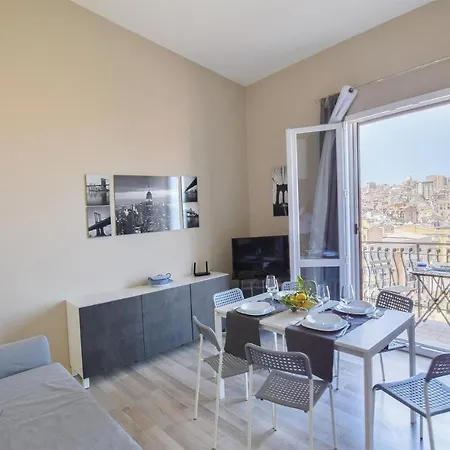 アパート Stunning In With Outdoor Swimming Pool, Wifi And 1 Bedrooms テルミニ・イメレーゼ
